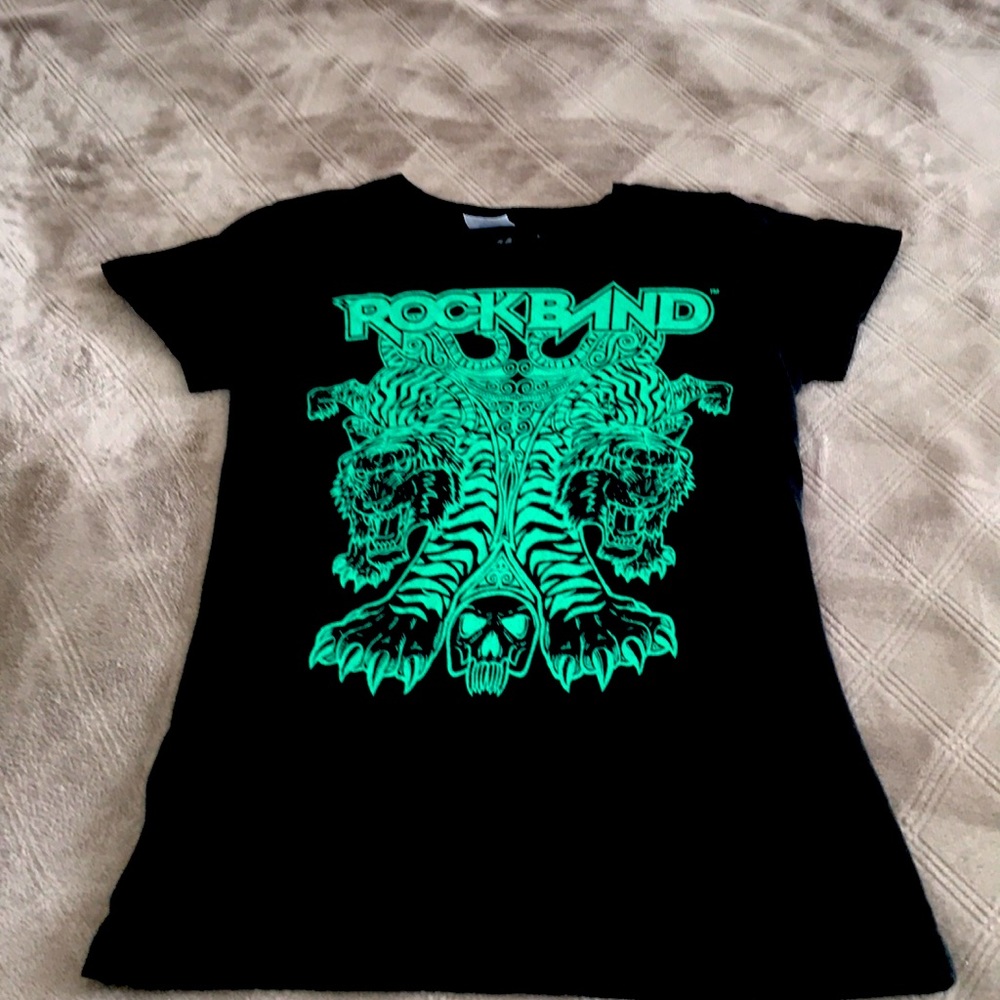 Rockband tiger tee